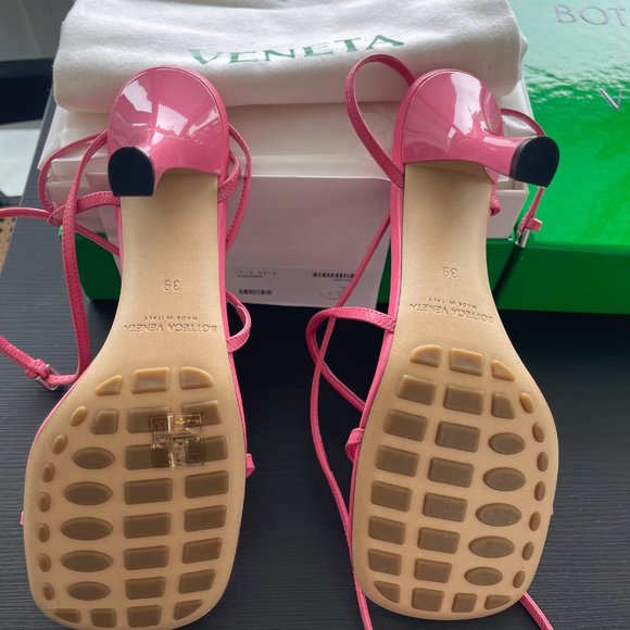Bottega Veneta Strappy Pink Sandals - Picture 4 of 4